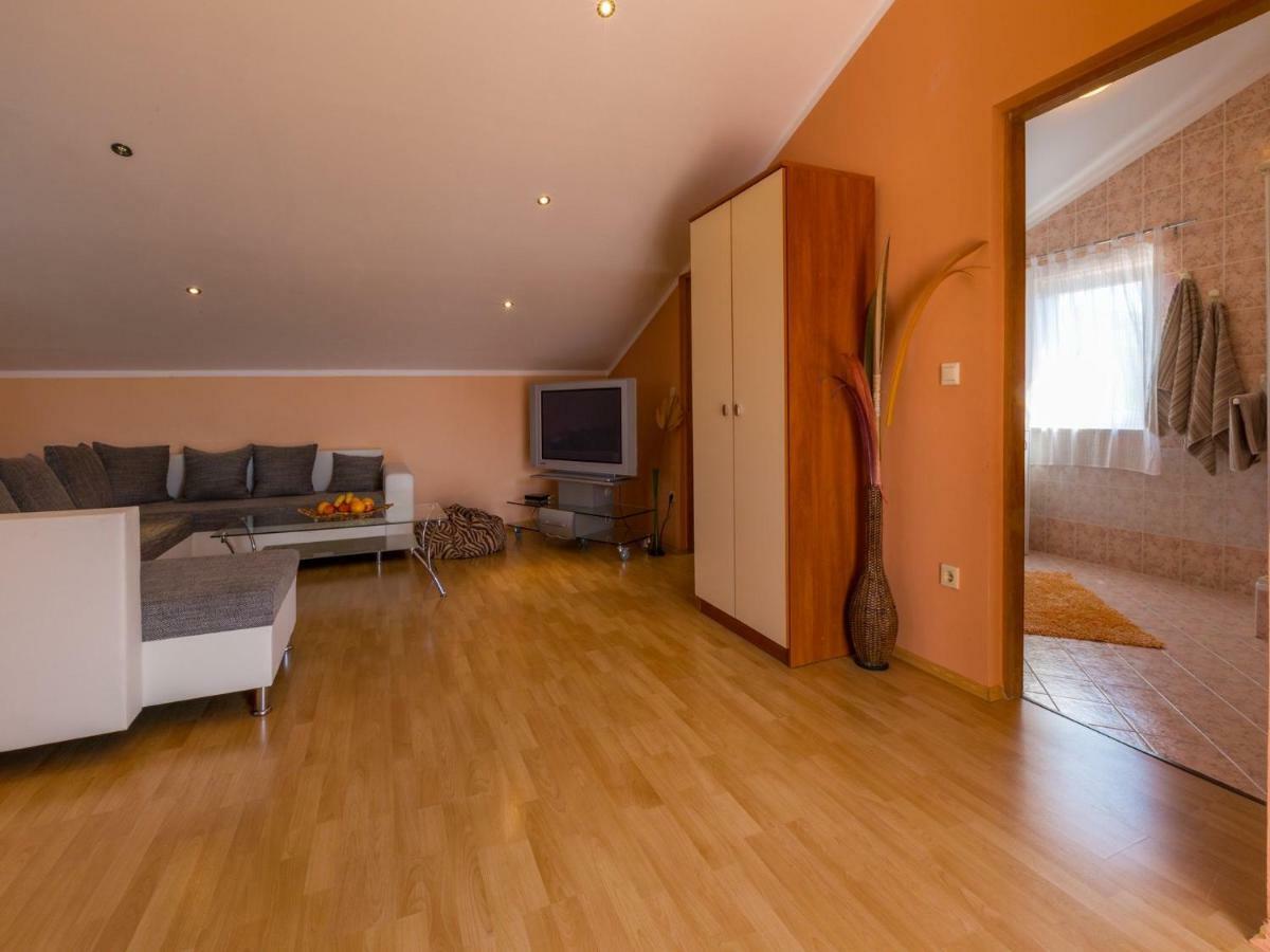 Apartments Alin Dramalj Exterior foto